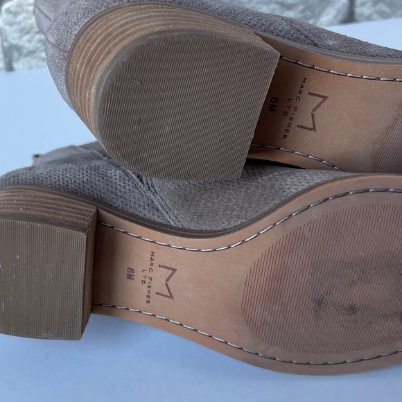 Marc Fisher Buttery Soft Suede Ankle Boot 6M Bootie Braided Silver Pointed Toe - Picture 5 of 11